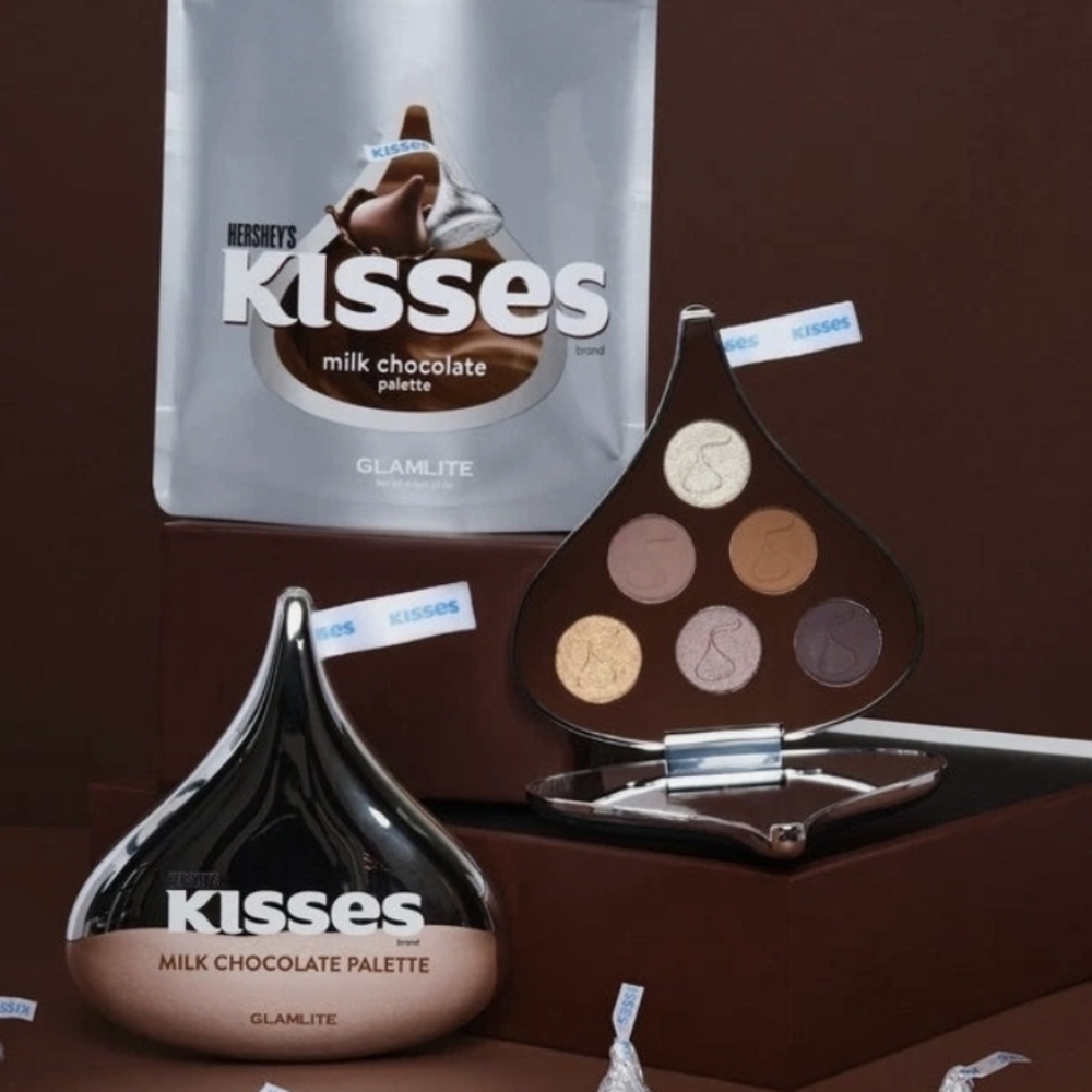 GLAMLITE X HERSHEY'S KISSES 'MILK CHOCOLATE' PALETTE